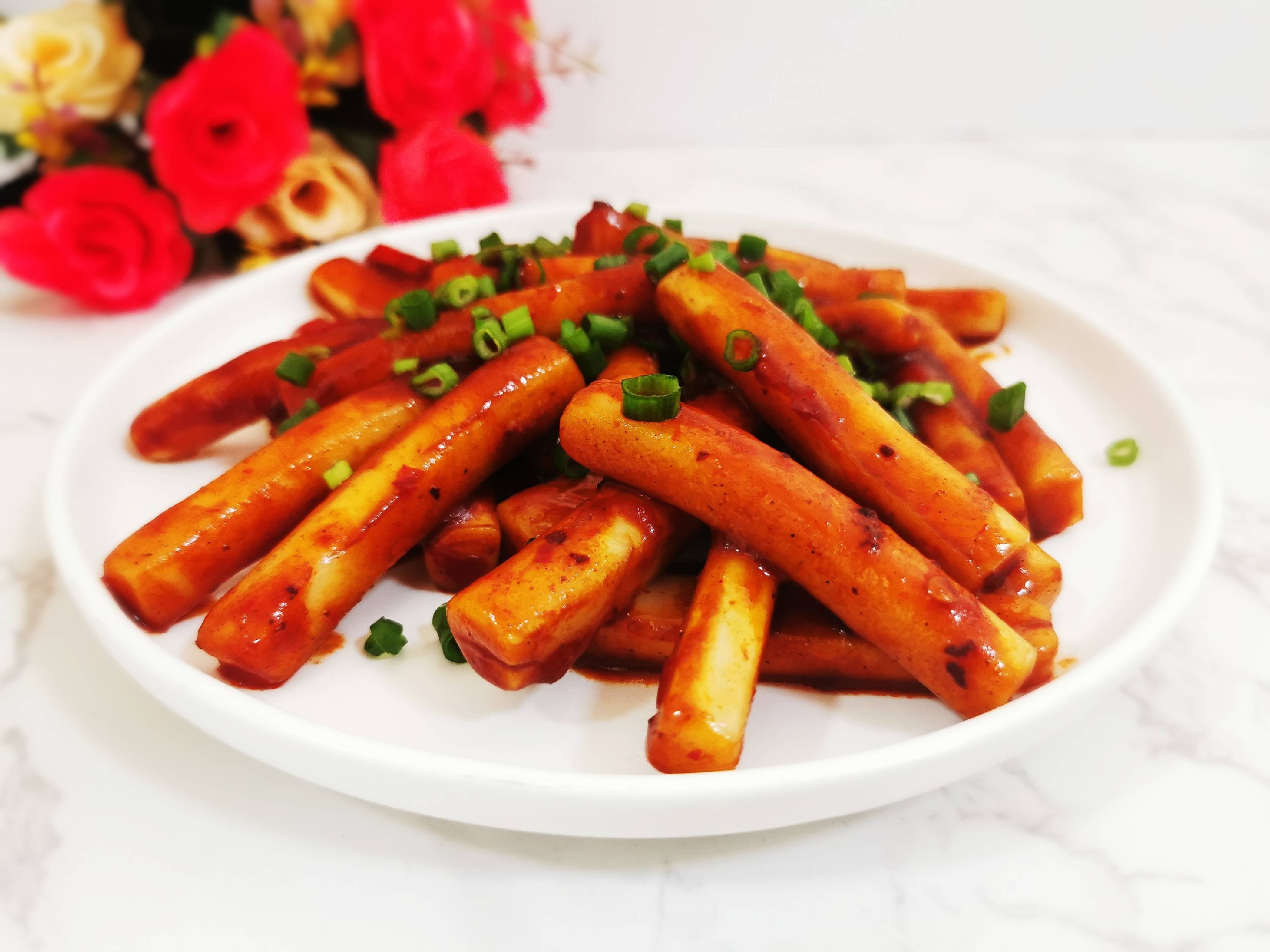 呷哺呷哺臺式XO麻婆醬炒年糕，停不下來的美味的做法-香辣味炒菜譜