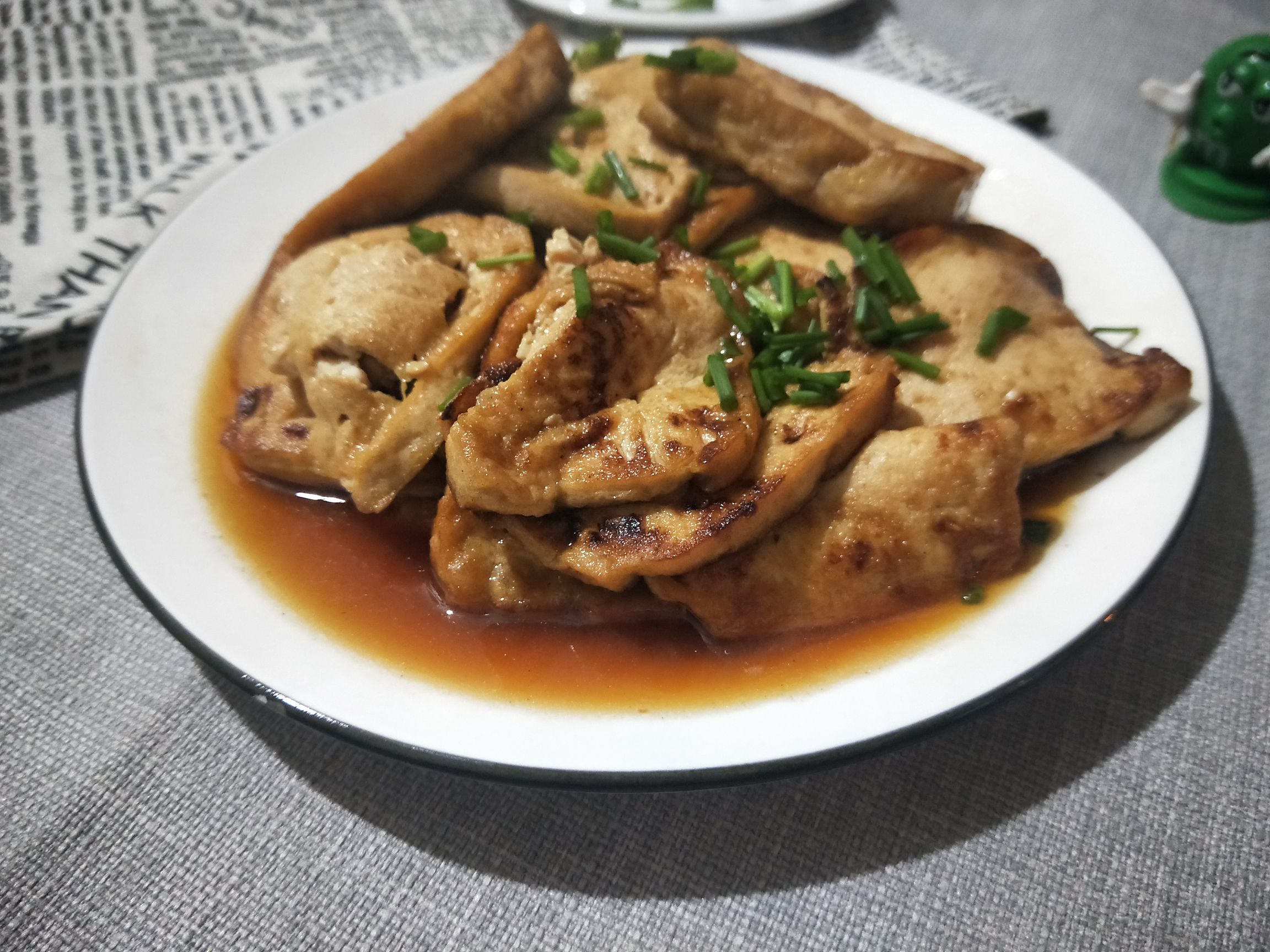 香煎豆腐的做法-家常味煎菜譜-易網健康養生網 香煎豆腐的做法-家常味煎菜譜