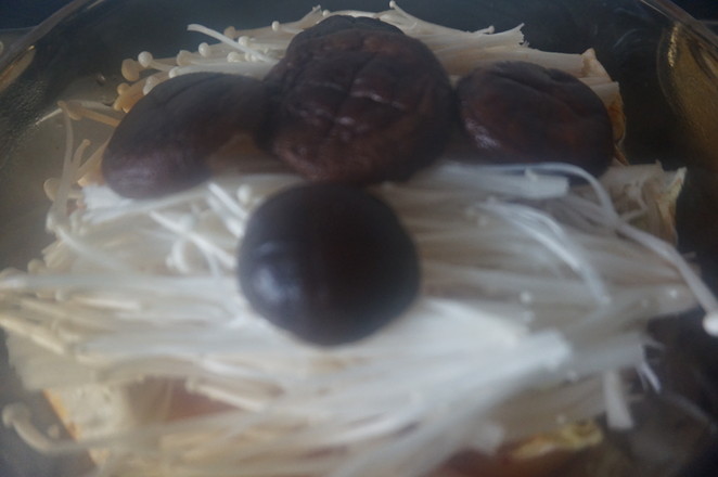 關東煮也可以這樣做，好吃不胖冬日暖暖の番茄素什錦暖鍋的做法-茄汁味煮菜譜