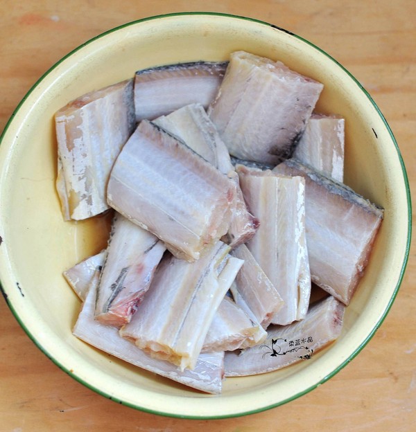 #冬至大如年#紅燒帶魚的做法-家常味燒菜譜