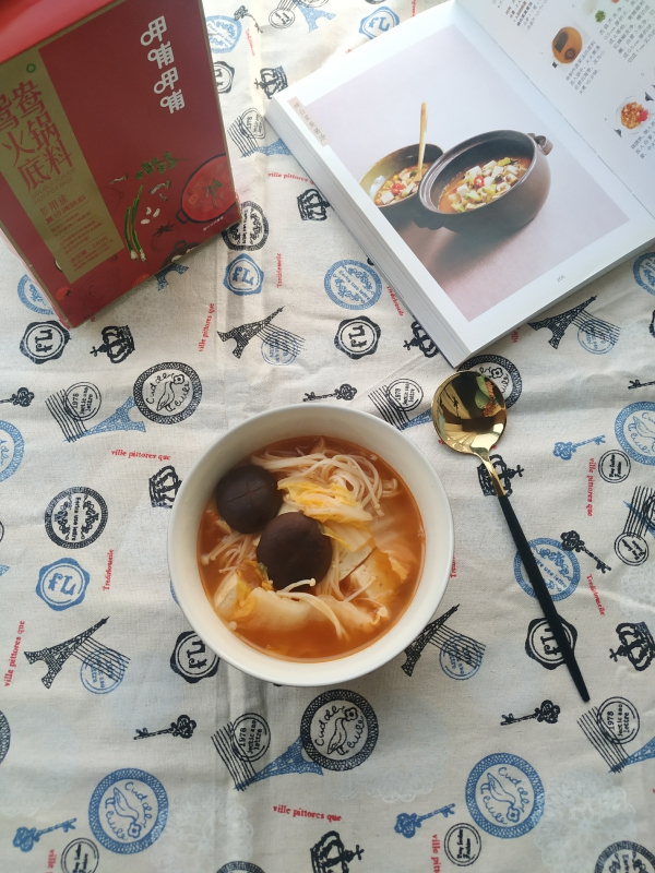 關東煮也可以這樣做，好吃不胖冬日暖暖の番茄素什錦暖鍋的做法-茄汁味煮菜譜