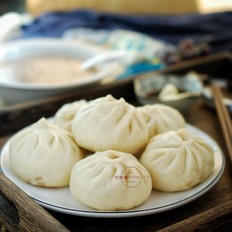 #冬至大如年#包子直接上鍋蒸就錯了，多做這一步包子松軟白嫩不塌皮的做法-家常味蒸菜譜