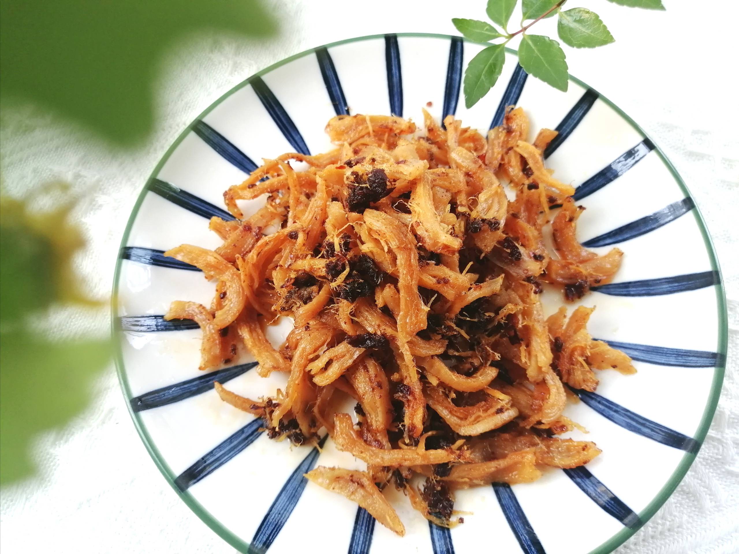 香酥麻辣雞絲的做法-麻辣味炸菜譜