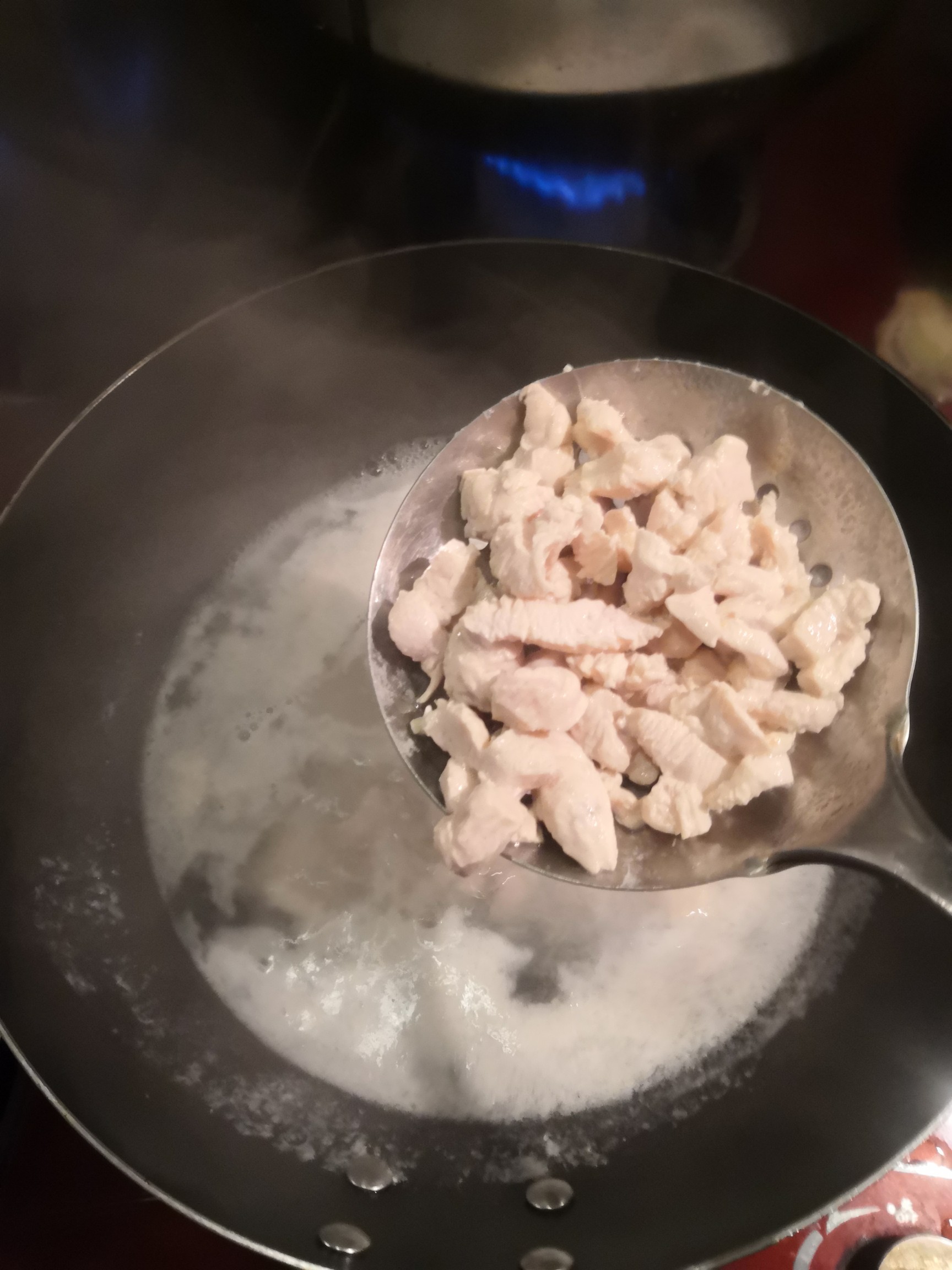 好吃的咖喱雞丁醬的做法-咖喱味煮菜譜