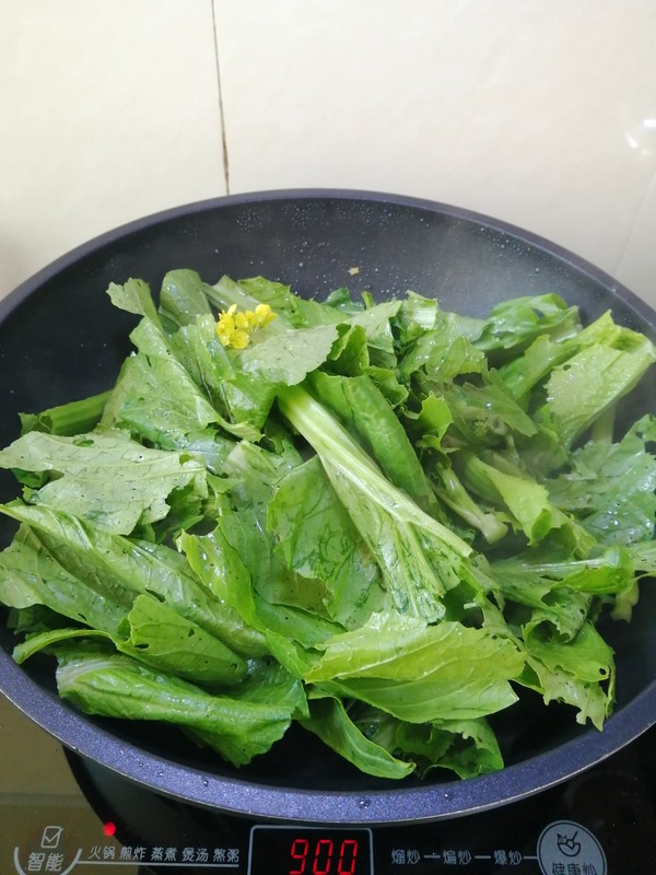 簡簡單單也不失美味~~臘肉炒芥菜的做法-家常味炒菜譜