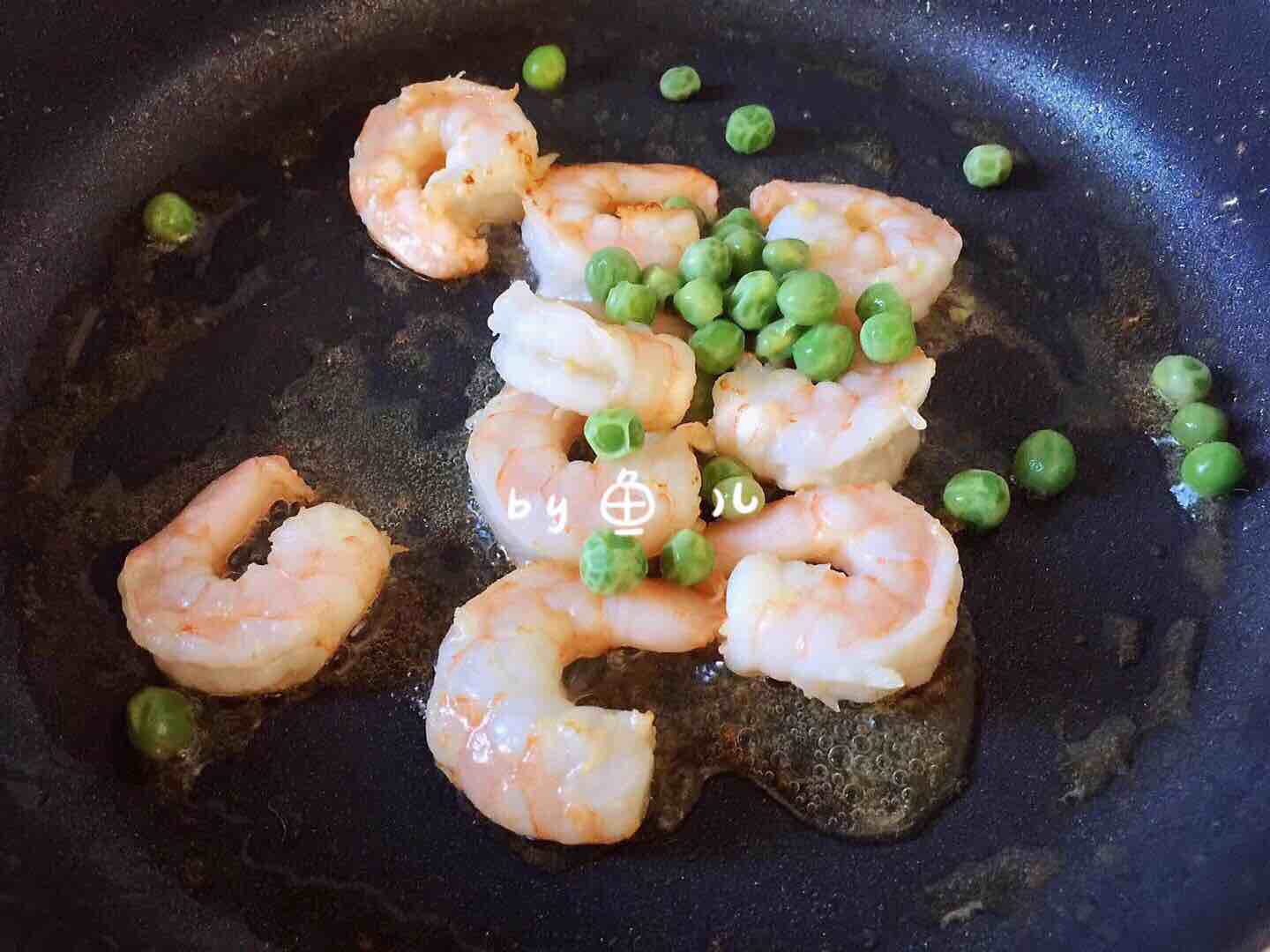 蝦仁炒蛋的做法-家常味炒菜譜