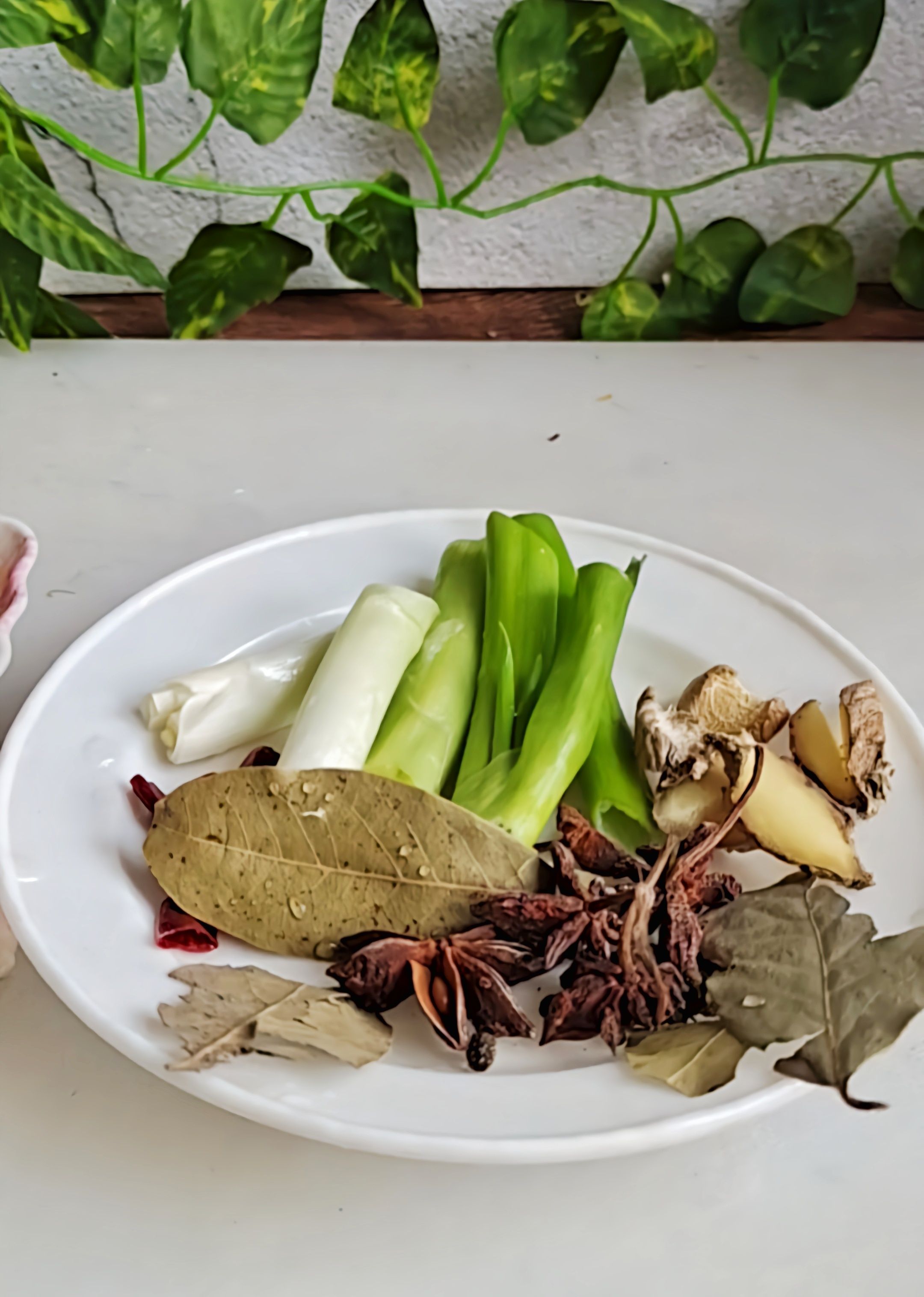 最家常的冬季暖鍋，百吃不厭~白菜粉條牛肉鍋的做法-咸鮮味煮菜譜