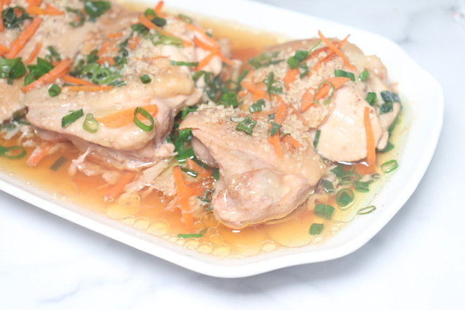 無油金針菇蒸雞腿，鮮嫩多汁巨好吃的做法-家常味蒸菜譜