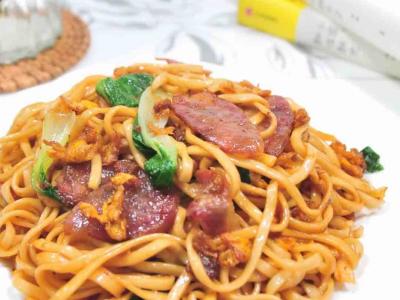 香腸炒面的做法-咸鮮味炒菜譜