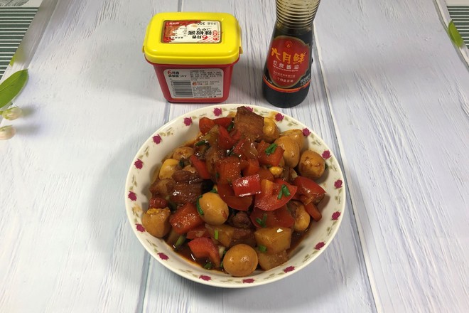 鵪鶉蛋與土豆碰撞的感覺的做法-醬香味燒菜譜