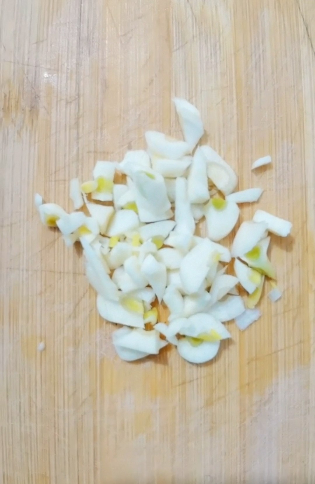 干豆腐炒韭菜的做法-咸鮮味炒菜譜-易網健康養生網 干豆腐炒韭菜的做法-咸鮮味炒菜譜