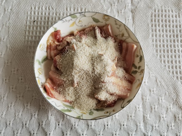 簡單方便的蒸菜安排！粉蒸肉，肥而不膩的做法-咸鮮味蒸菜譜