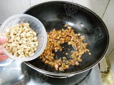 烤肉豆皮的做法-家常味煎菜譜