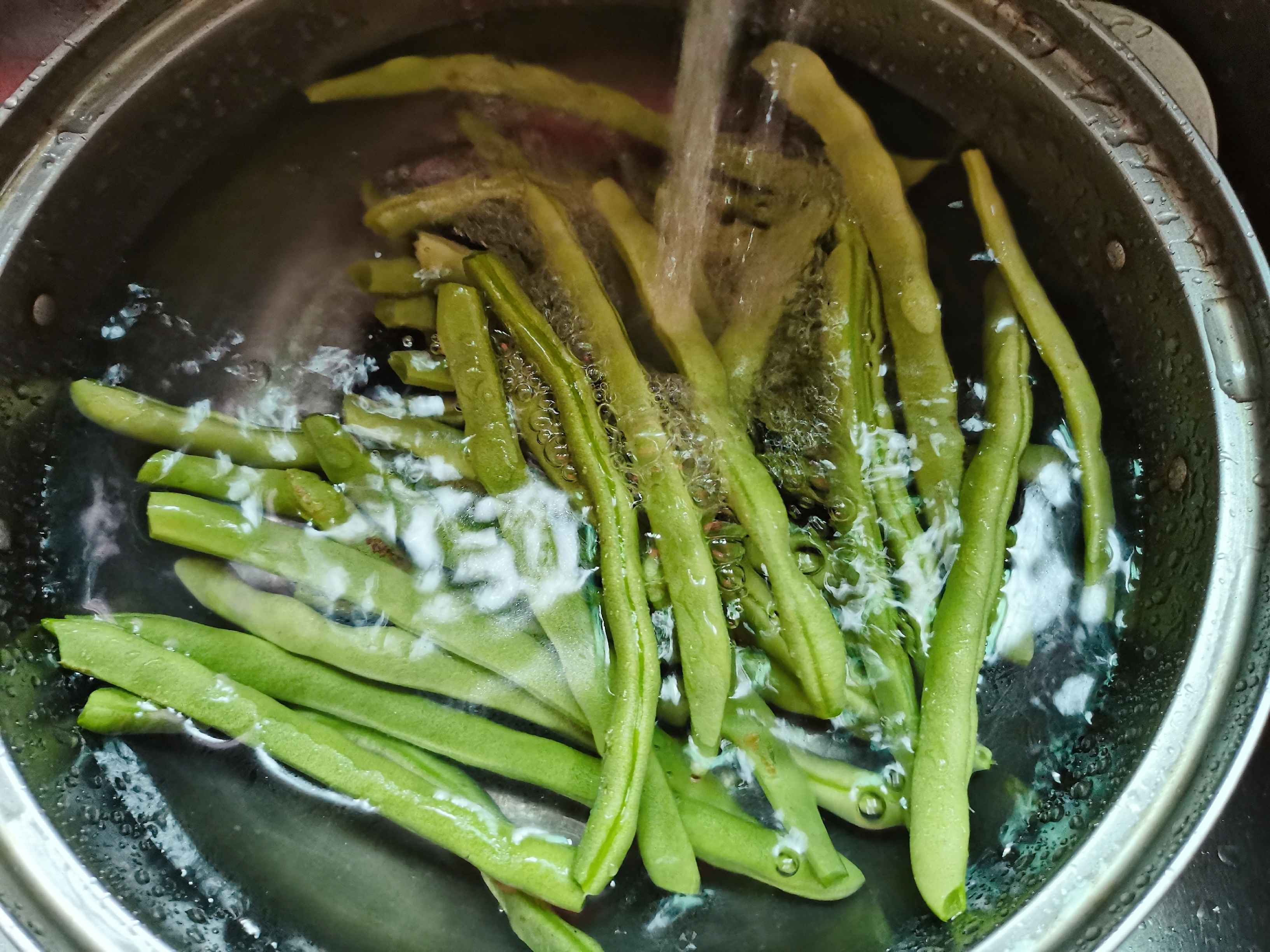 清炒四季豆的做法-家常味炒菜譜