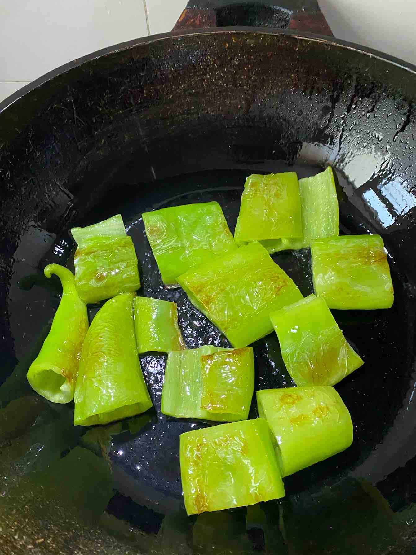 江湖烤魚的做法-香辣味烤菜譜