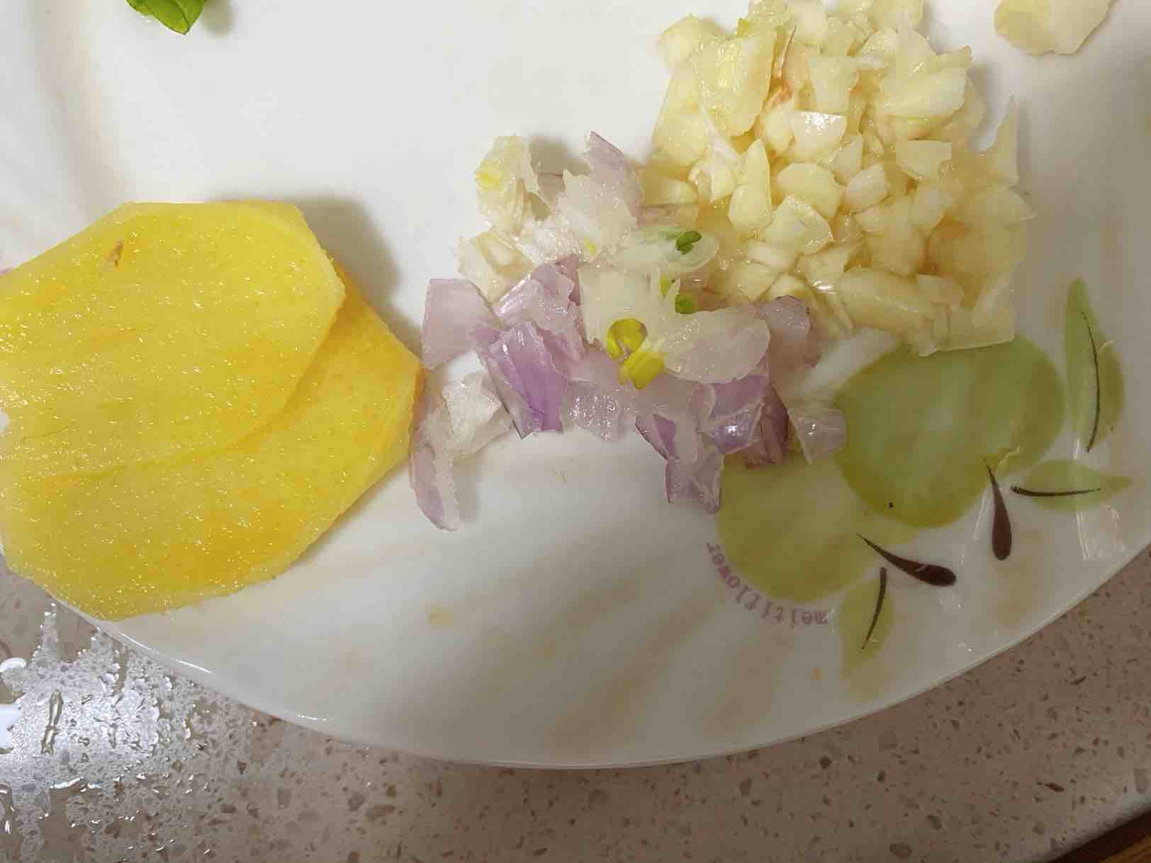 腐皮黃豆醬蒸豬板筋的做法-家常味蒸菜譜