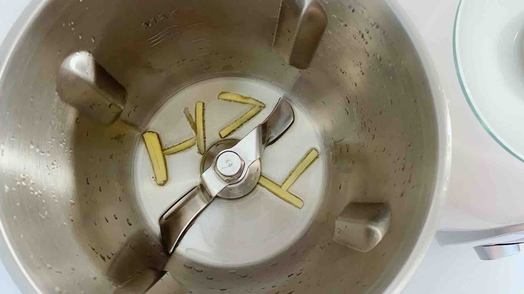 清炒胡蘿卜絲、簡單美味快手家常菜的做法-家常味炒菜譜