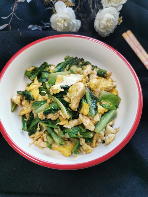 萵苣葉炒雞蛋的做法-家常味炒菜譜