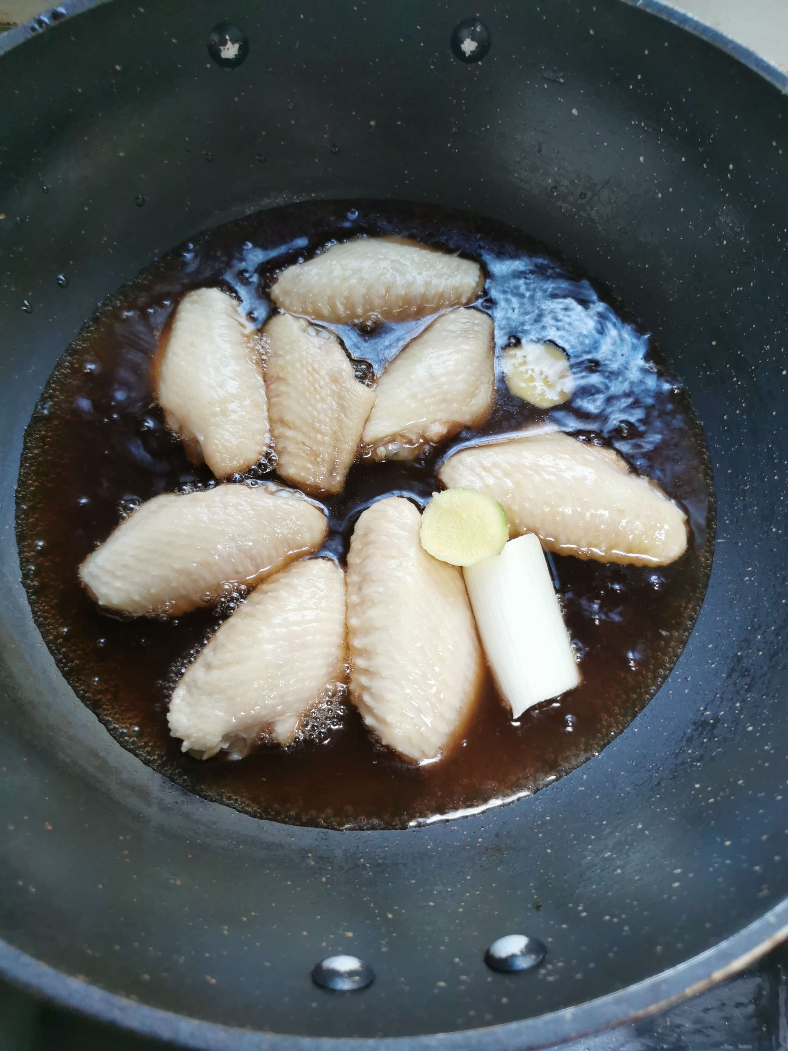 可樂雞翅的做法-甜味煮菜譜