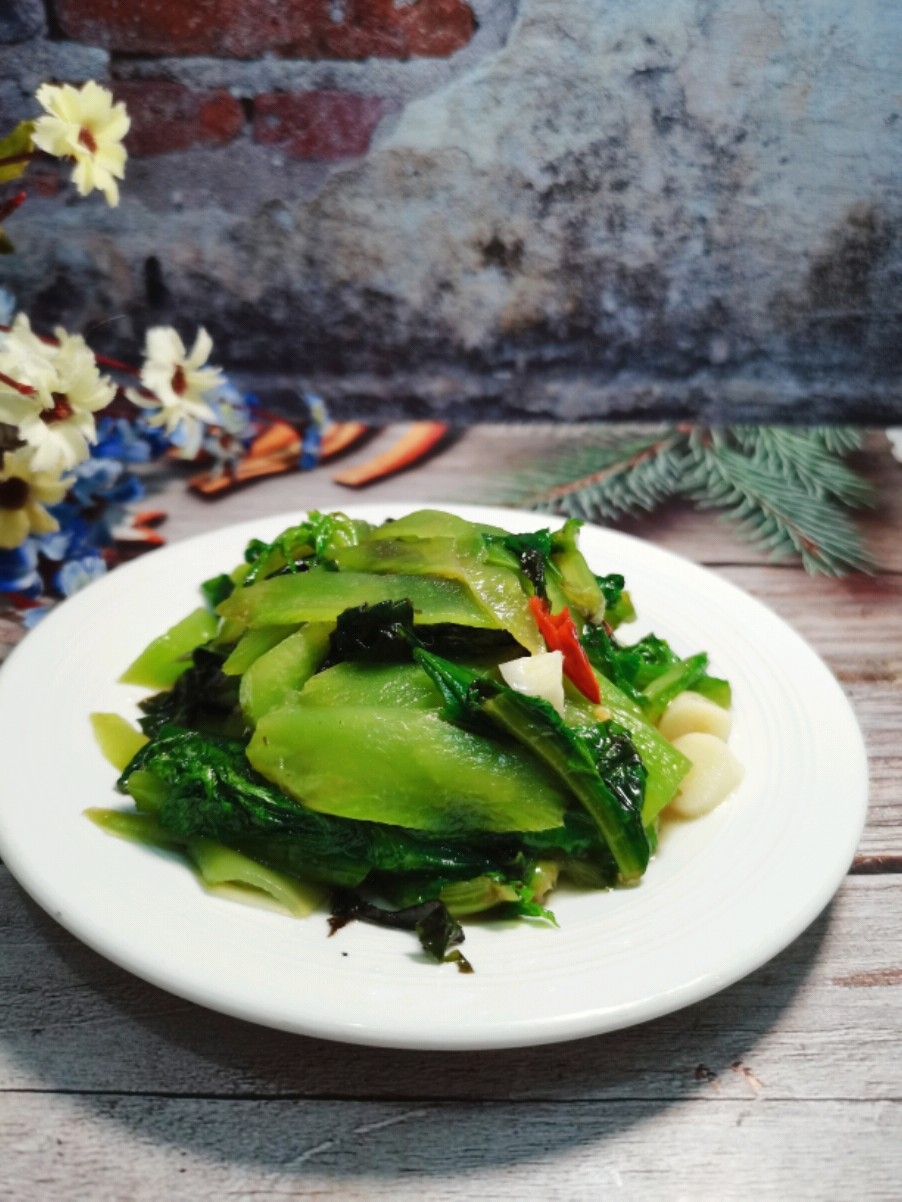 家常菜“清炒萵筍葉”的做法-家常味炒菜譜