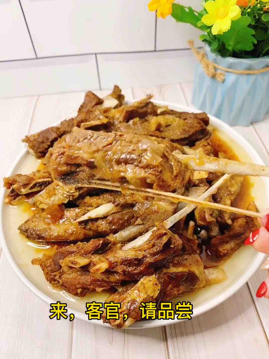 年菜大咖，3斤爆香紅燒的做法-家常味燉菜譜