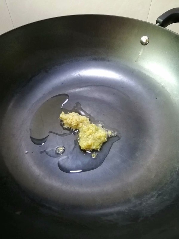 簡簡單單也不失美味~~臘味炒西蘭花的做法-家常味炒菜譜