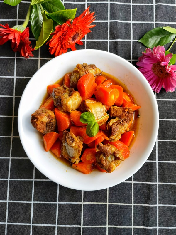 排骨燒紅蘿卜的做法-家常味燒菜譜