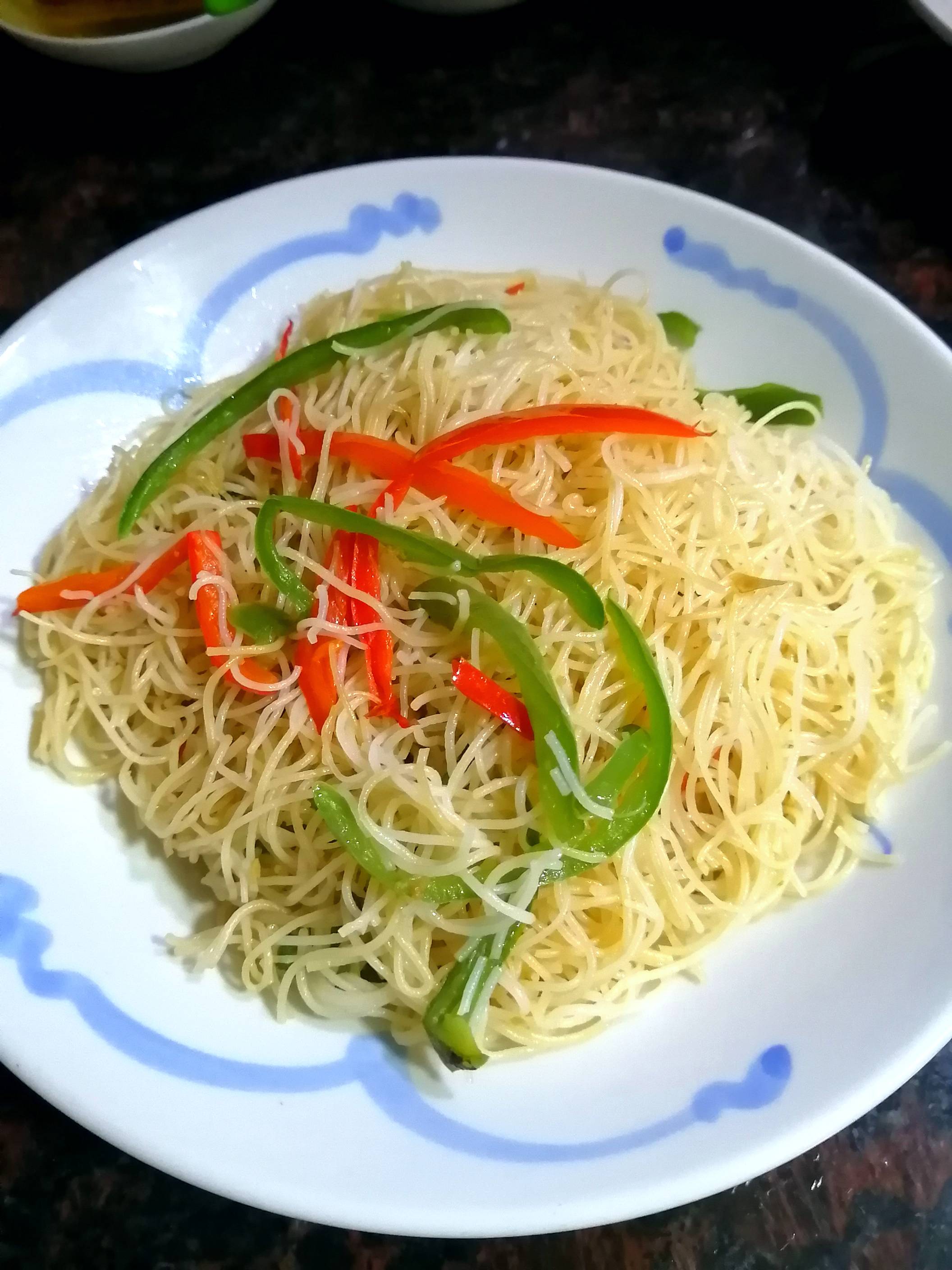 辣椒炒米粉的做法-家常味炒菜譜