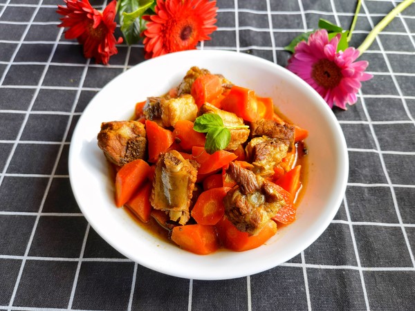 排骨燒紅蘿卜的做法-家常味燒菜譜