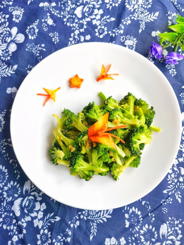 素菜西蘭花的做法-家常味炒菜譜