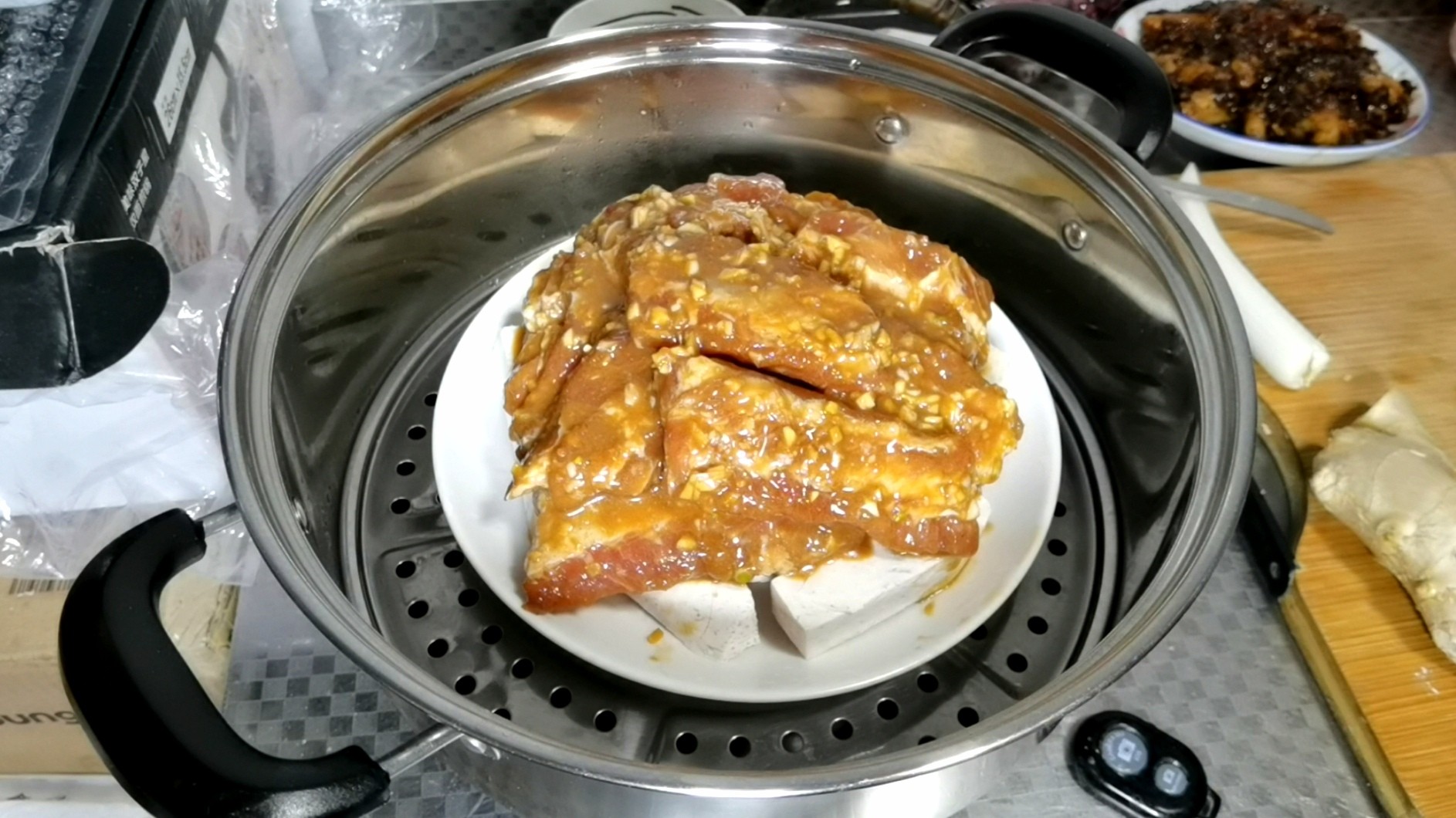 蒸出來的健康美食～芋頭蒸排骨的做法-家常味蒸菜譜