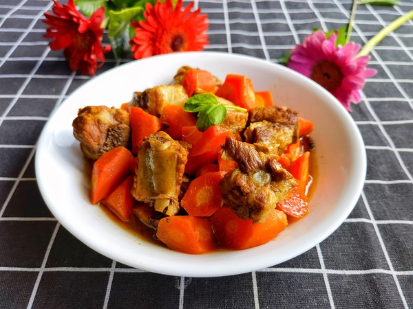 排骨燒紅蘿卜的做法-家常味燒菜譜