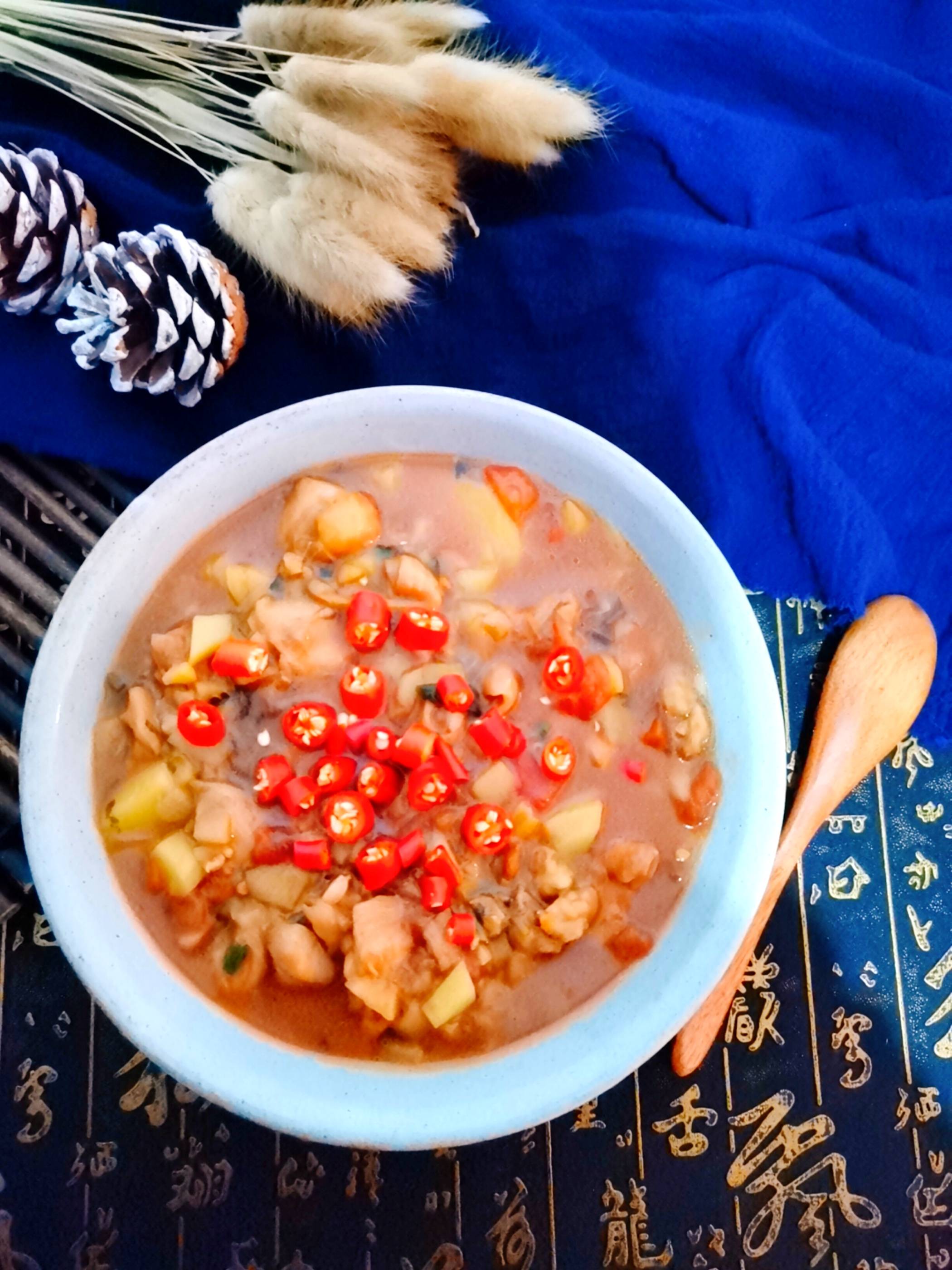 這菜看著平平無奇，吃了就停不下來的做法-咸鮮味燜菜譜