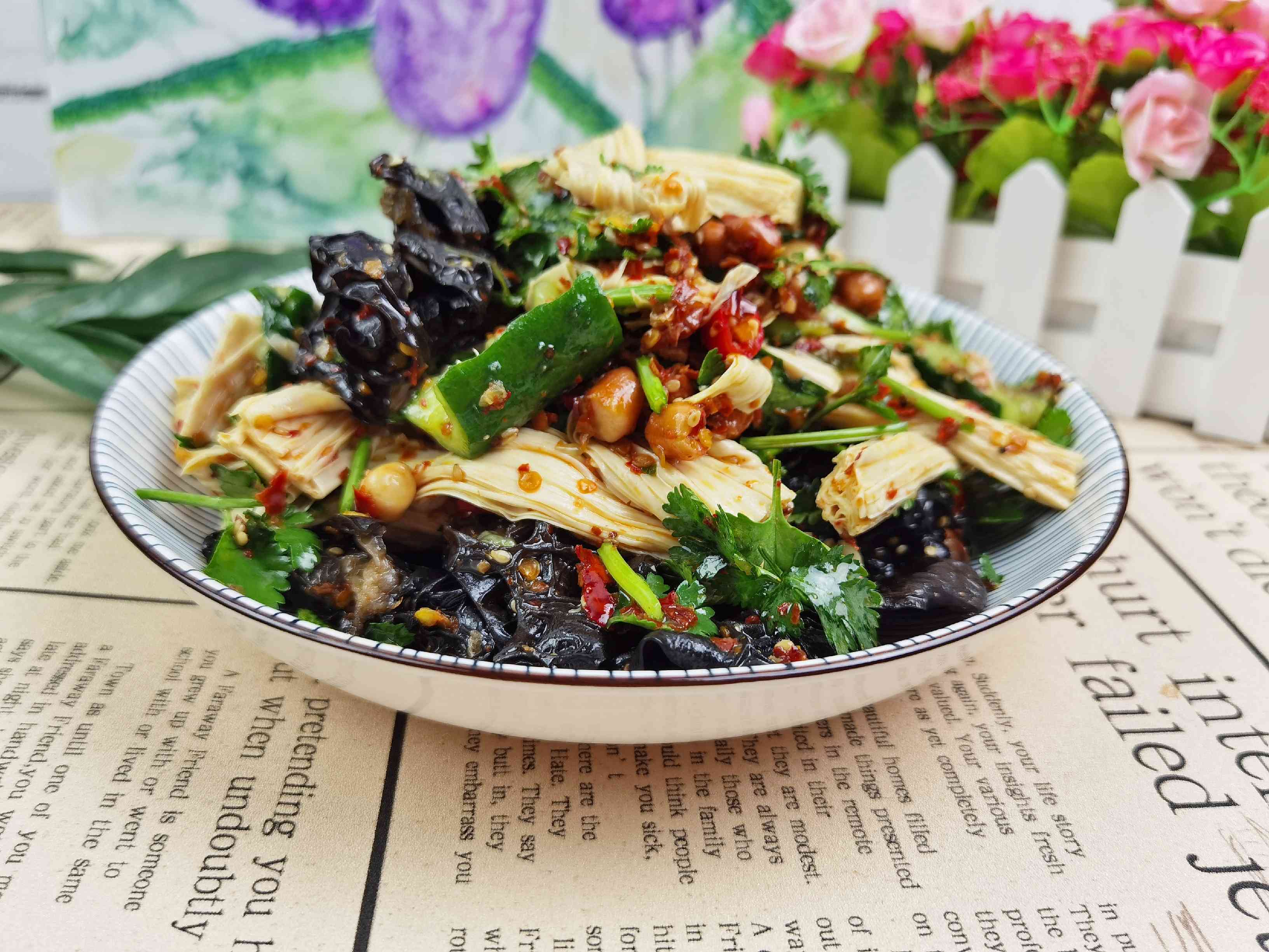 年夜飯涼菜也下飯－拌腐竹，新春宴客吃腐竹得“富足”的做法-酸辣味拌菜譜