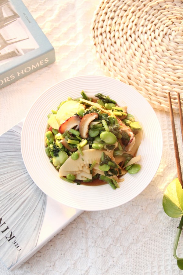 好吃下飯小菜，雪里蕻筍片香菇炒豆瓣的做法-咸鮮味炒菜譜