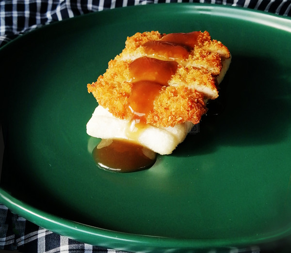 上海經典小吃豬排年糕的做法-酸甜味炸菜譜