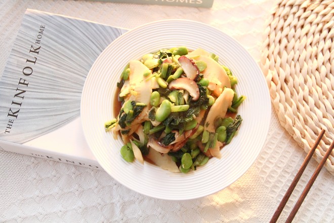 好吃下飯小菜，雪里蕻筍片香菇炒豆瓣的做法-咸鮮味炒菜譜