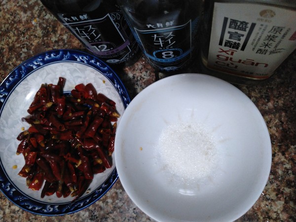 冷吃兔肉的做法-香辣味炒菜譜-易網健康養生網 冷吃兔肉的做法-香辣味炒菜譜