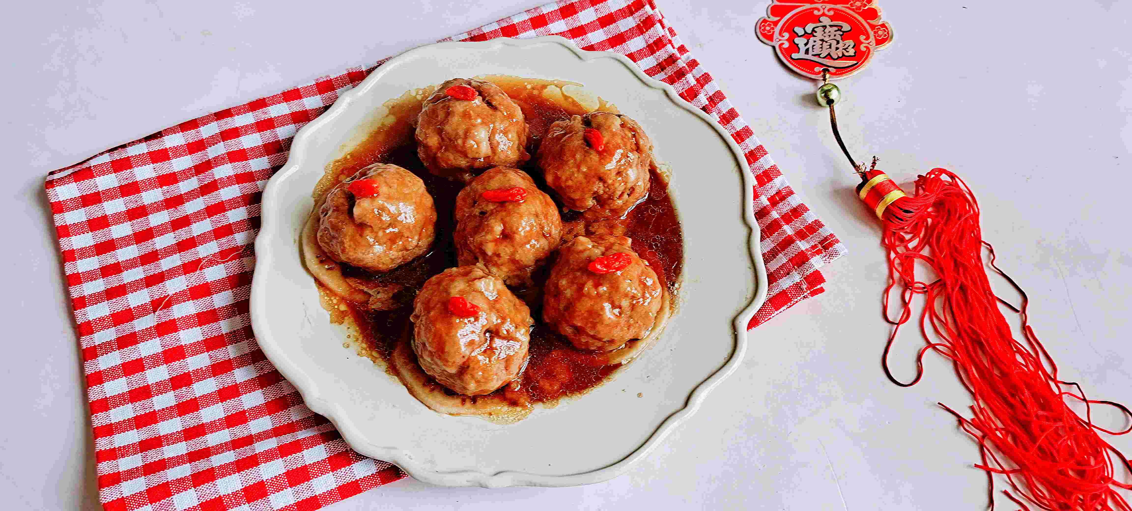 學會花樣肉圓做法，春節餐桌讓你倍有面兒~糖醋鴛鴦蛋的做法-酸甜味蒸菜譜