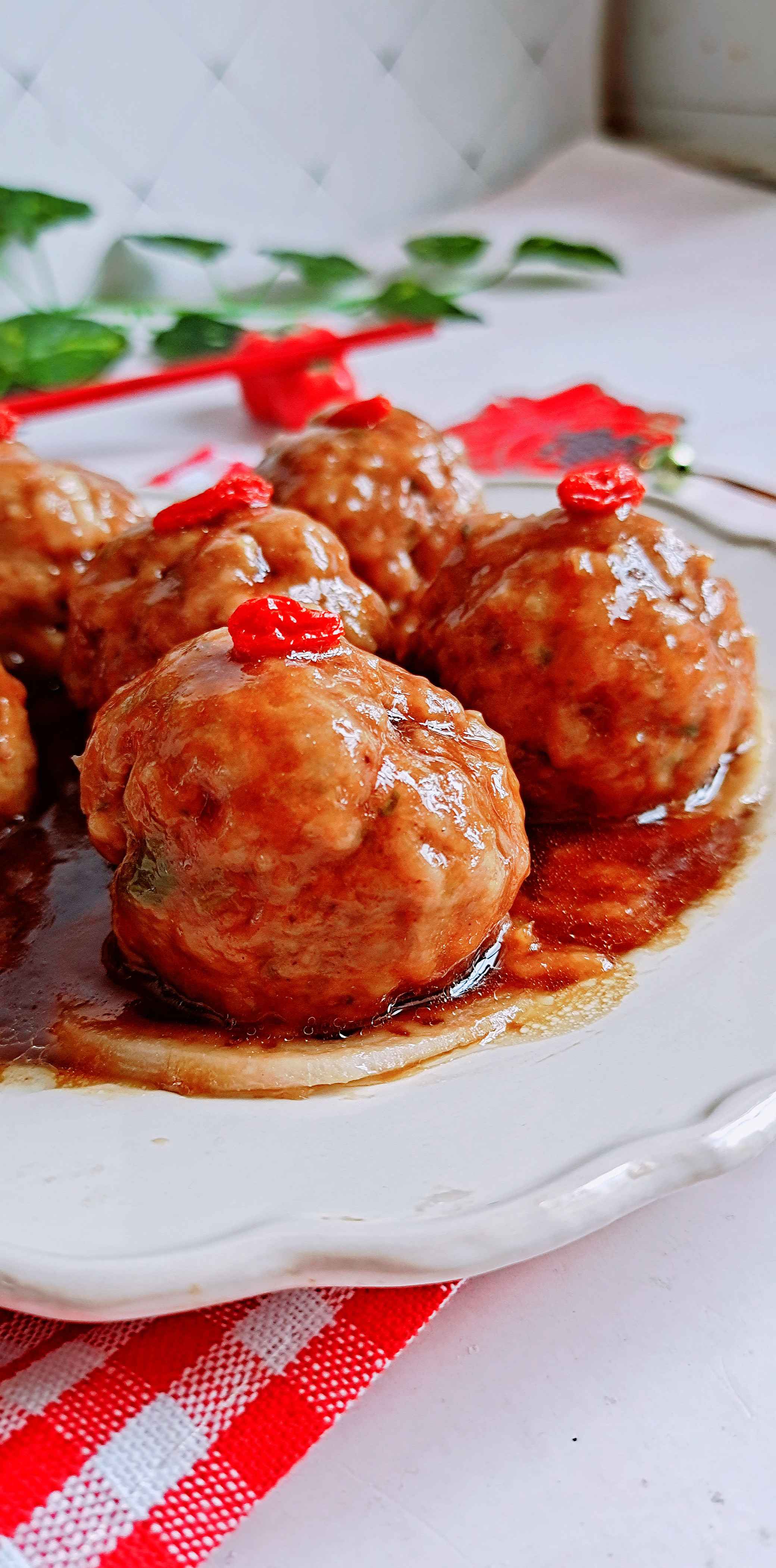 學會花樣肉圓做法，春節餐桌讓你倍有面兒~糖醋鴛鴦蛋的做法-酸甜味蒸菜譜