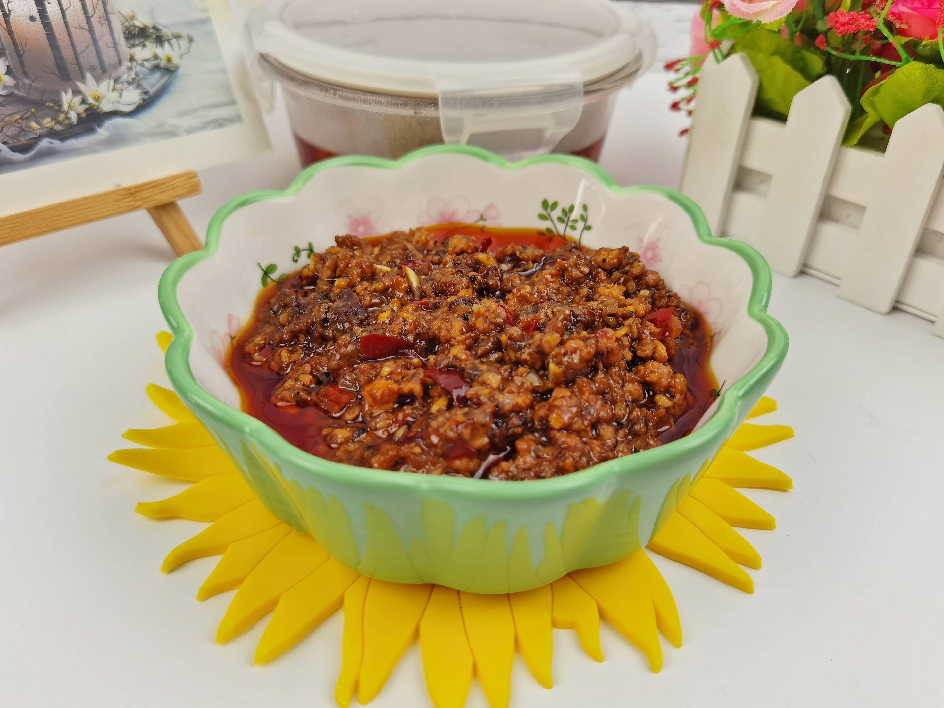 百搭萬能香菇肉醬－1勺醬拌面又拌飯，多吃兩三碗，不是窮是太好吃的做法-咸鮮味炒菜譜