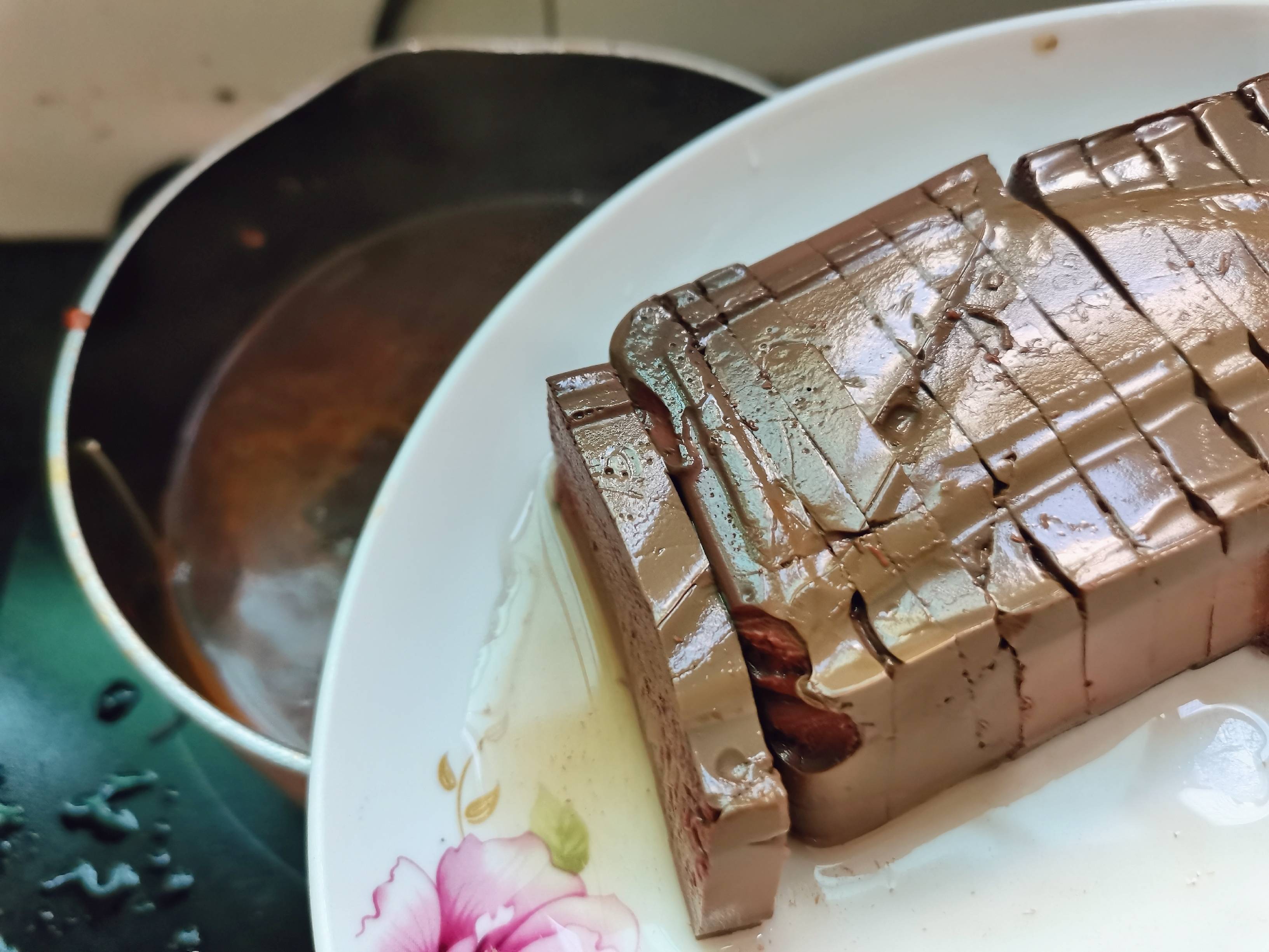 麻辣鴨血的做法-麻辣味煮菜譜-易網健康養生網 麻辣鴨血的做法-麻辣味煮菜譜