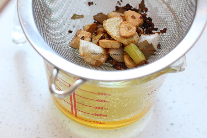 五香醬蘿卜干的做法-五香味泡菜譜-易網健康養生網 五香醬蘿卜干的做法-五香味泡菜譜