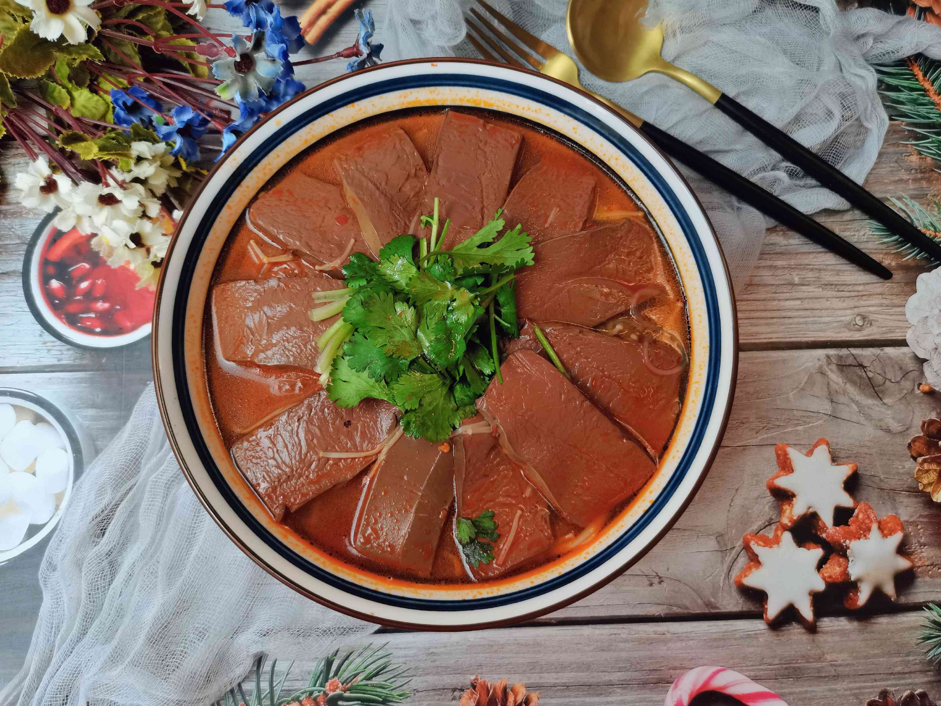 麻辣鴨血的做法-麻辣味煮菜譜-易網健康養生網 麻辣鴨血的做法-麻辣味煮菜譜