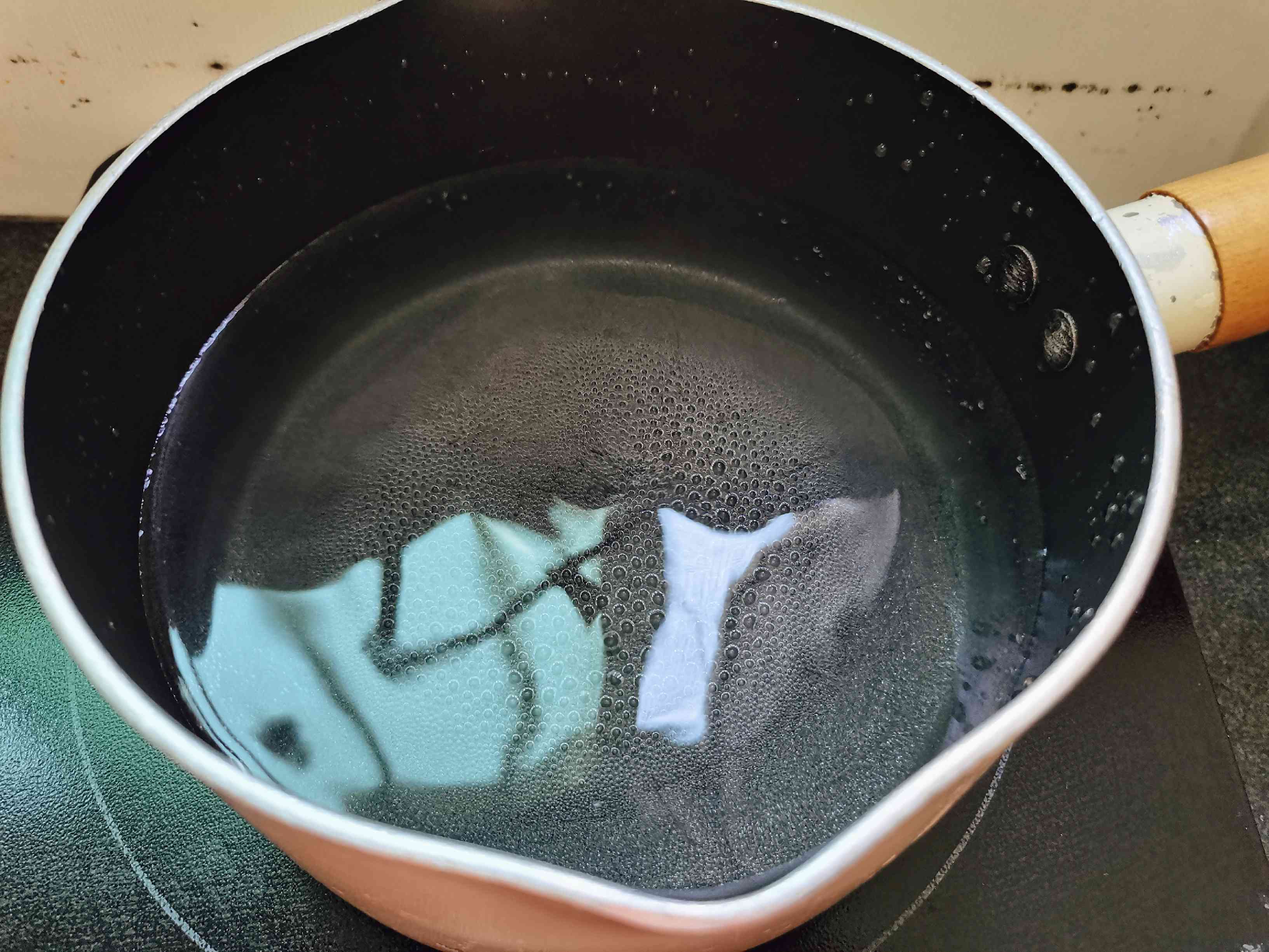 麻辣鴨血的做法-麻辣味煮菜譜-易網健康養生網 麻辣鴨血的做法-麻辣味煮菜譜