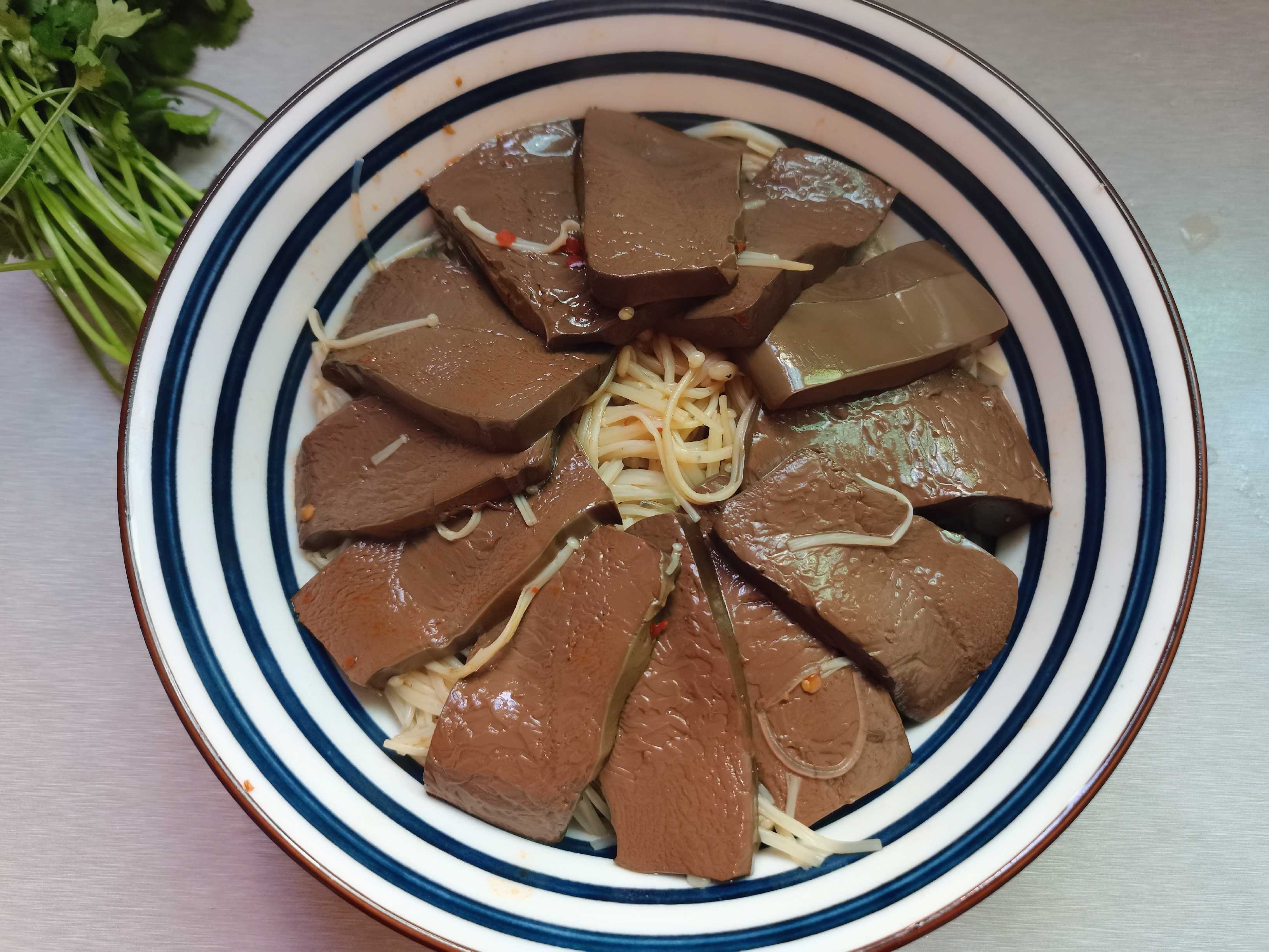 麻辣鴨血的做法-麻辣味煮菜譜-易網健康養生網 麻辣鴨血的做法-麻辣味煮菜譜