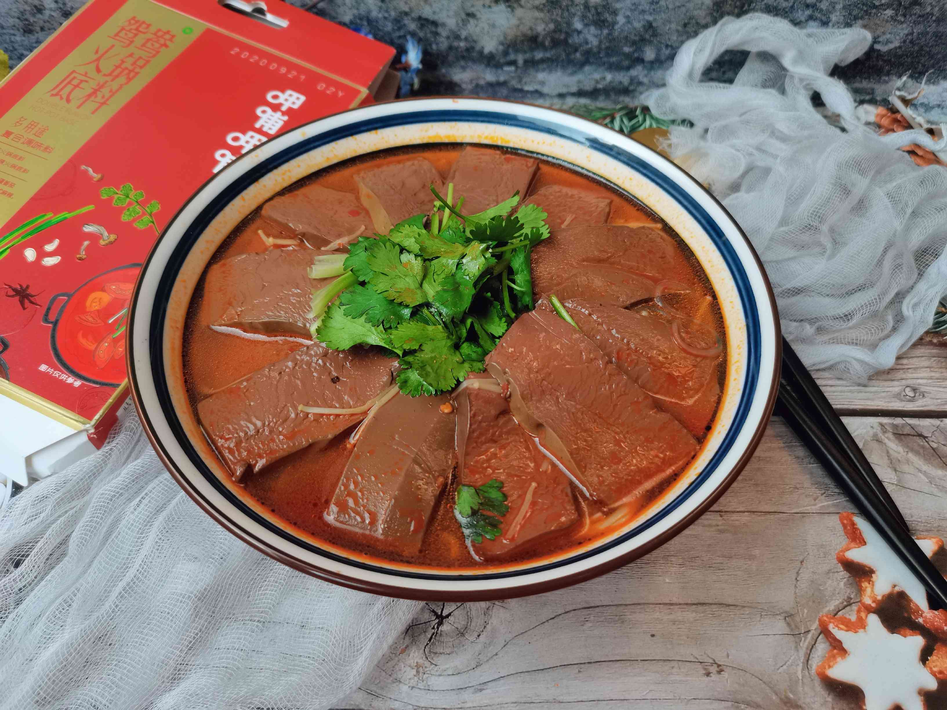 麻辣鴨血的做法-麻辣味煮菜譜-易網健康養生網 麻辣鴨血的做法-麻辣味煮菜譜