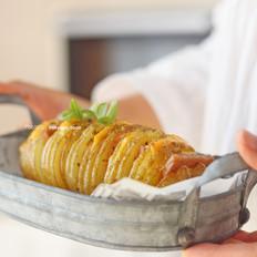 風(fēng)琴烤土豆的做法-家常味烘焙菜譜