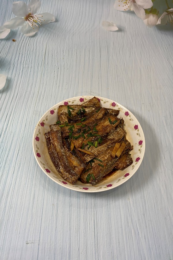 帶魚這樣做，酥脆的連魚骨頭都可以吃的做法-家常味煎菜譜