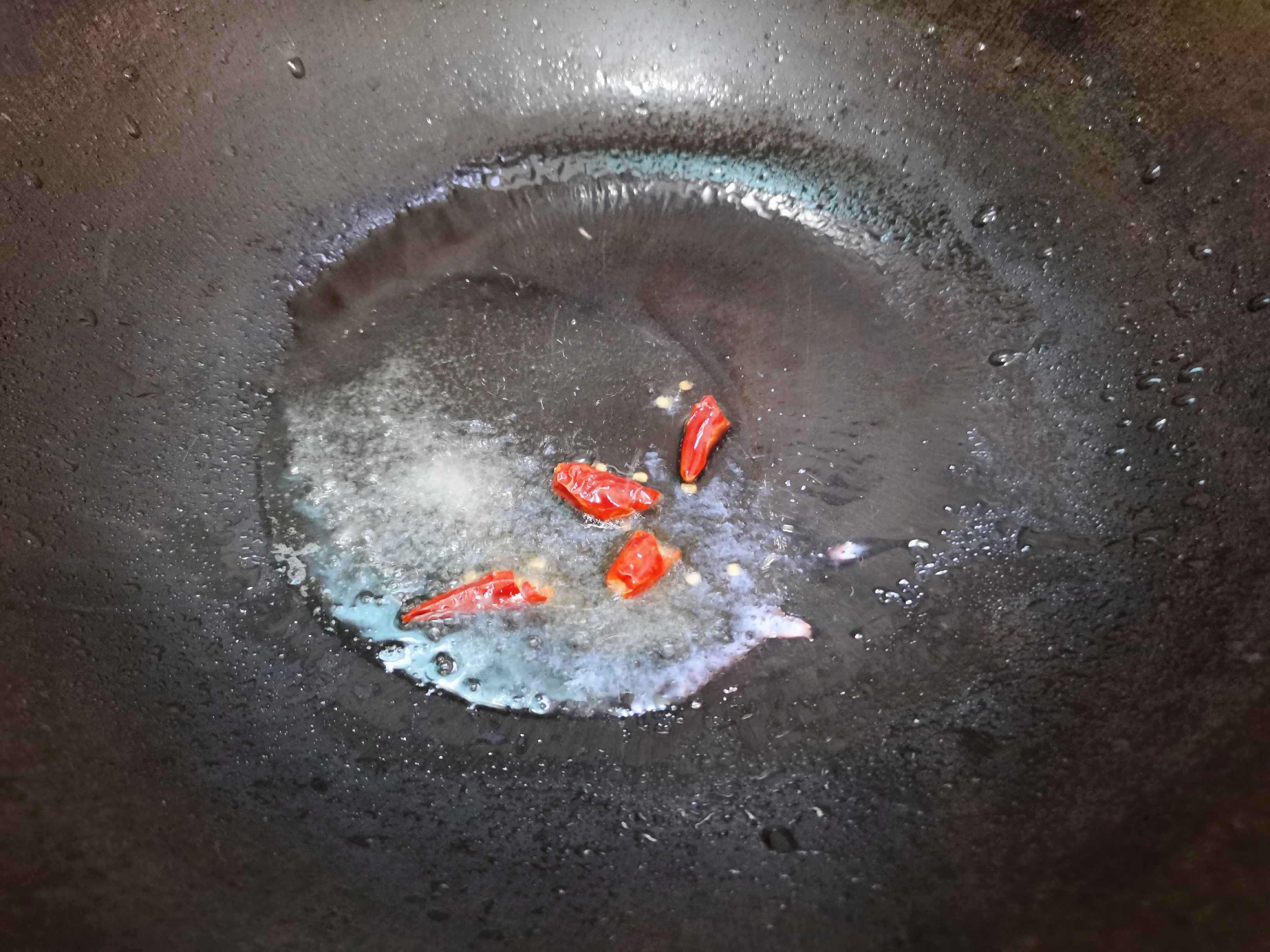 蔥香口蘑的做法-家常味炒菜譜